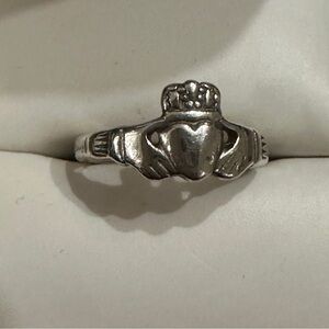 Silver Claddagh Ring